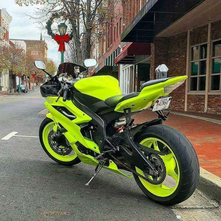 Zelená signálna farba na auto a motorku, 1liter nariedená