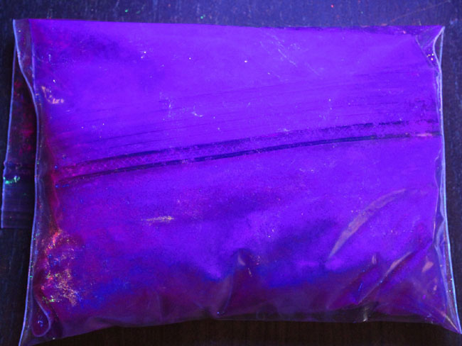 Fluorescenčná Fialová farba základná, 500ml, Riedenie: 1:1 (GLOWKOLOR BY STREETKOLOR)